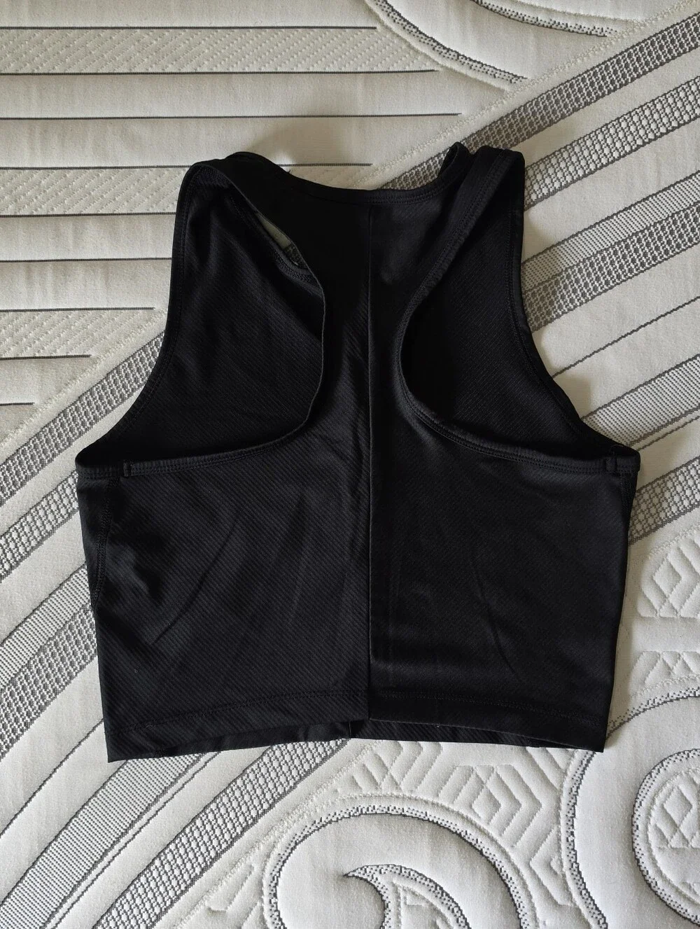 Nike Black Cropped Athletic Tank with Swoosh